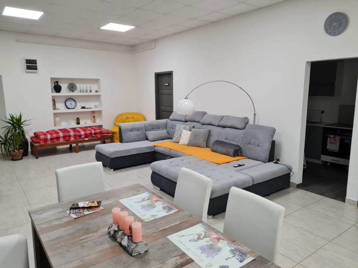 Silver Dream Apartmanhaz Debrecen Dış mekan fotoğraf
